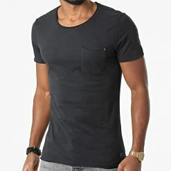 Les meilleures critiques de 🔥 Tee 👕 Shirt Poche 20709766 Noir de Blend 🎁