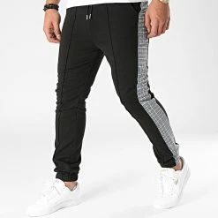 Sortie ✔️ Pantalon Jogging A Bandes Carreaux London Noir de Paname Brothers 💯